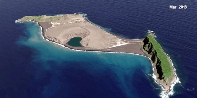 В Тихом океане появился новый остров путешествия